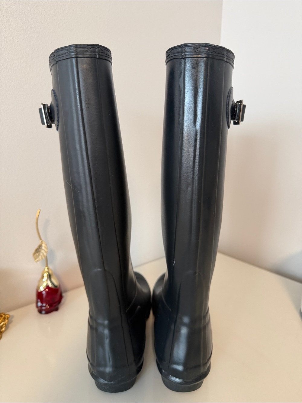 Hunter Tall Rain Boots ☔️ - Picture 4 of 7